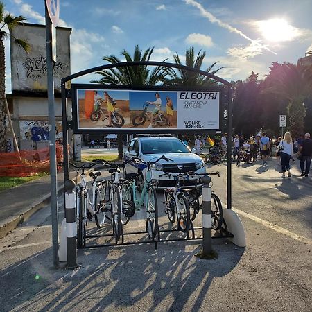 B&B Lido Apartament 10A Civitanova Marche Buitenkant foto