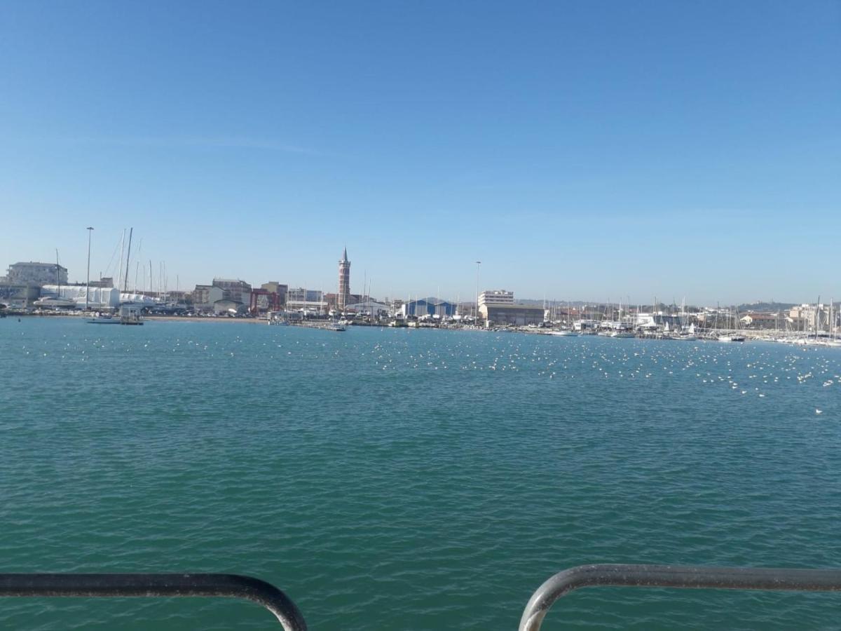 B&B Lido Apartament 10A Civitanova Marche Buitenkant foto