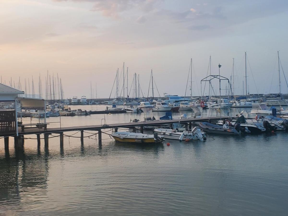 B&B Lido Apartament 10A Civitanova Marche Buitenkant foto