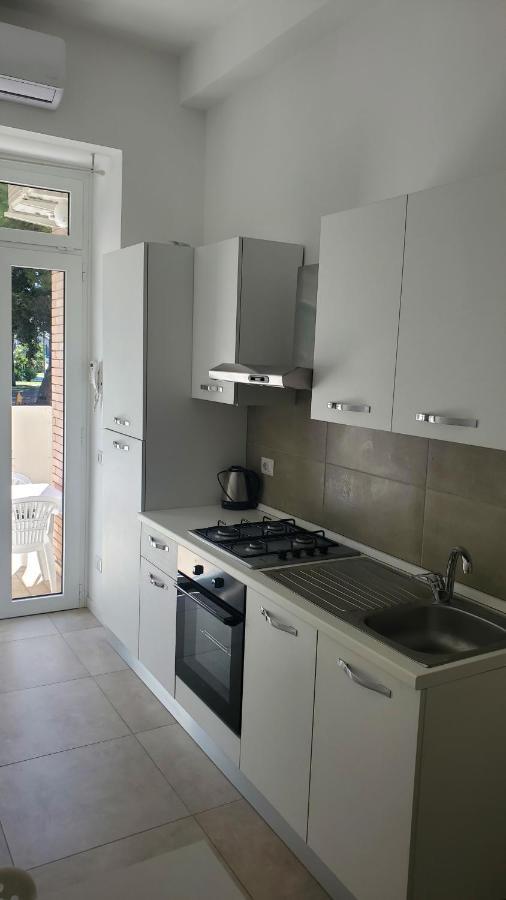 B&B Lido Apartament 10A Civitanova Marche Buitenkant foto